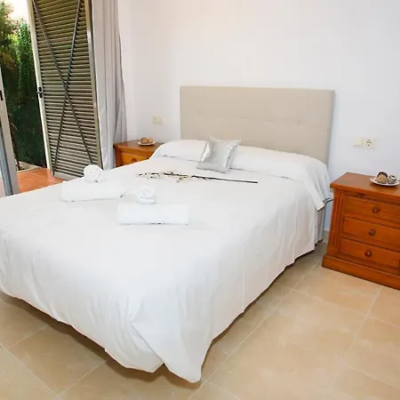Golf Bungalow With Ac, Pool And Bbq Alicante