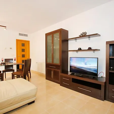 Golf Bungalow With Ac, Pool And Bbq *